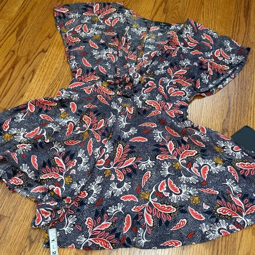 Lulus Dondi Boho Beach Navy White leaf Print V-Neck lagenlook Whimsical Romper L